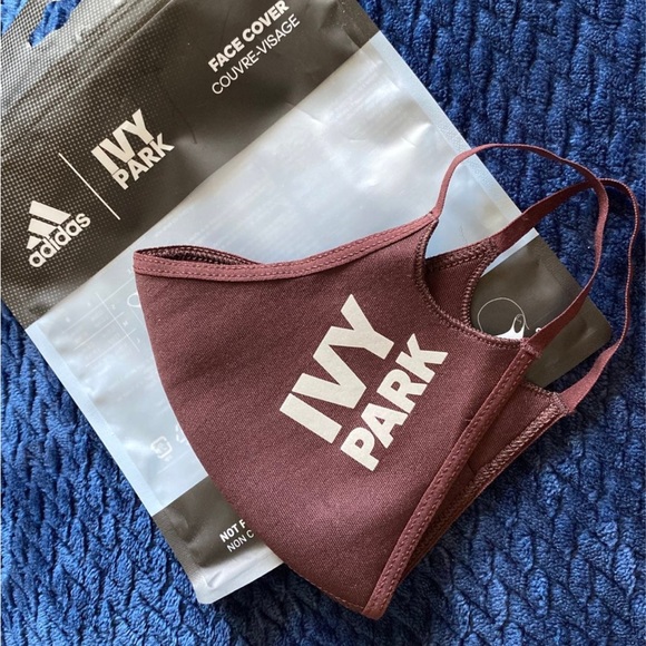 NEW Adidas x Ivy Park Beyonce Face Mask Size Medium - Picture 7 of 7